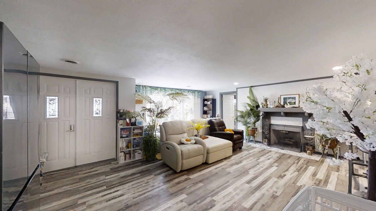 23 Greenridge Drive Decatur, IL 62526 - Photo 4 of 42 a living room with furniture and wooden floor