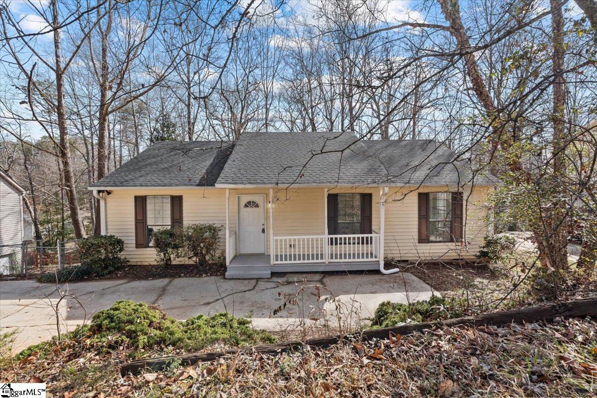 1603 Winding Way Taylors, SC 29687 - Photo 1 of 26