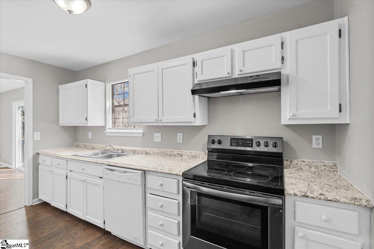 1603 Winding Way Taylors, SC 29687 - Photo 13 of 26