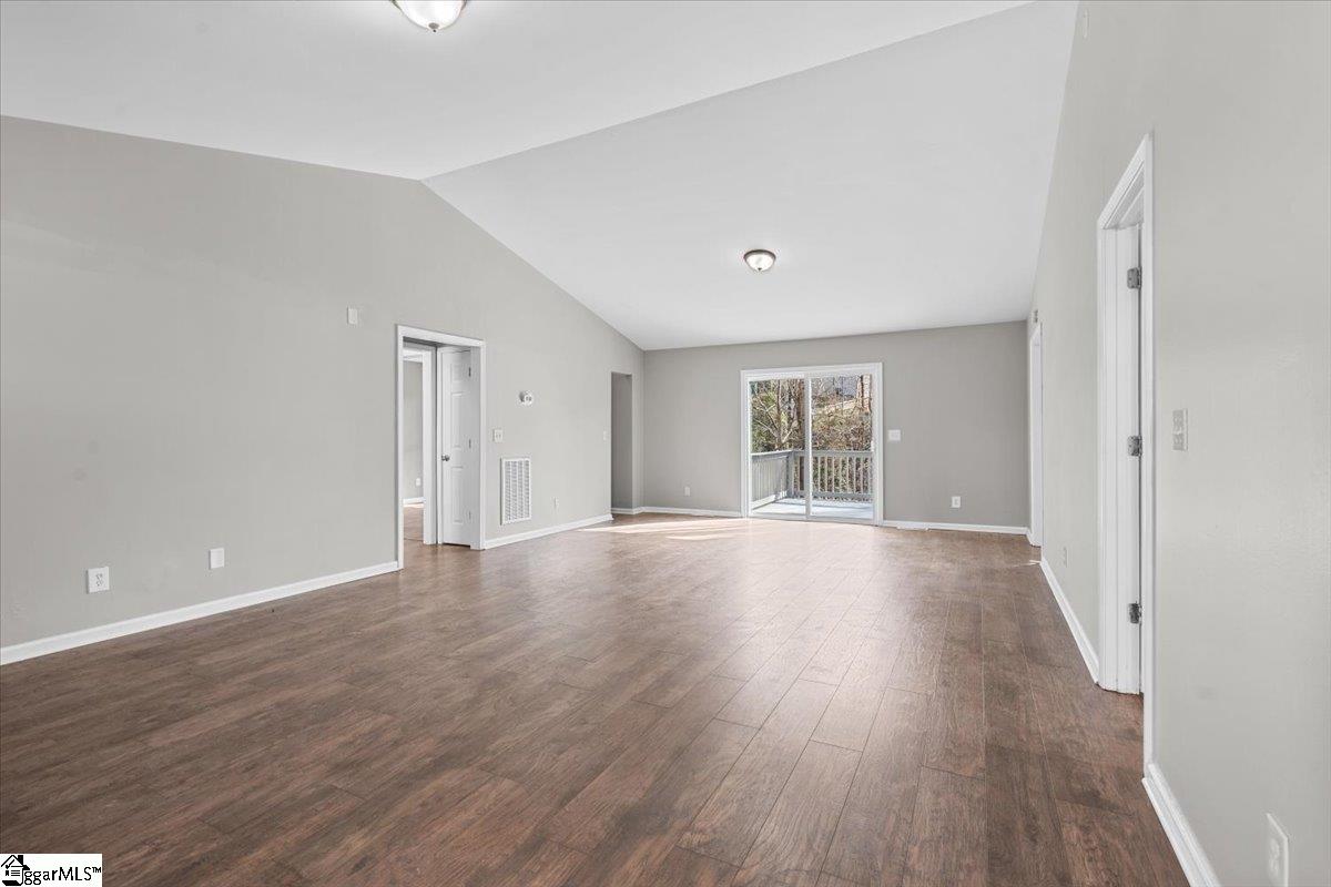 1603 Winding Way Taylors, SC 29687 - Photo 4 of 26