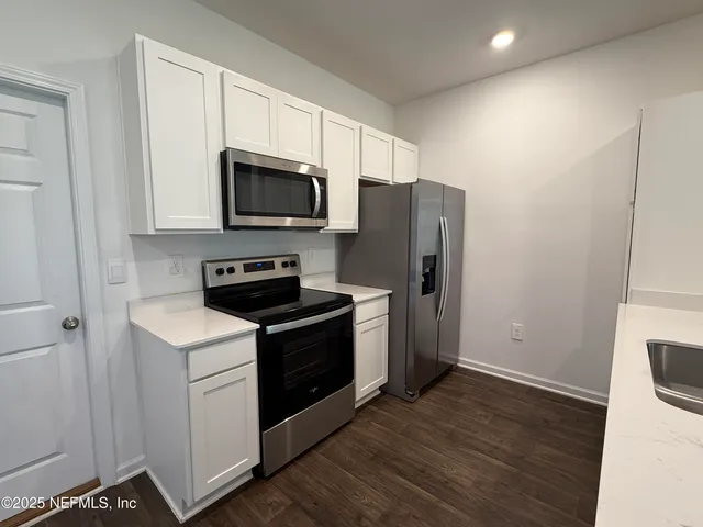 $1,600 | 3581 Prairie Wind Court, Middleburg, FL 32068