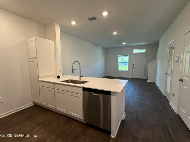 $1,600 | 3581 Prairie Wind Court, Middleburg, FL 32068