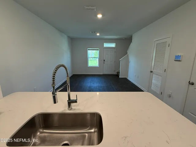 $1,600 | 3581 Prairie Wind Court, Middleburg, FL 32068