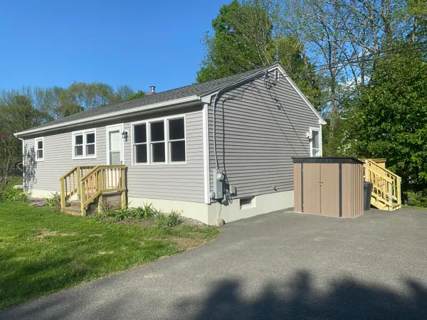 $305,000 | 40 Lakeview Drive, Oakland, ME 04963