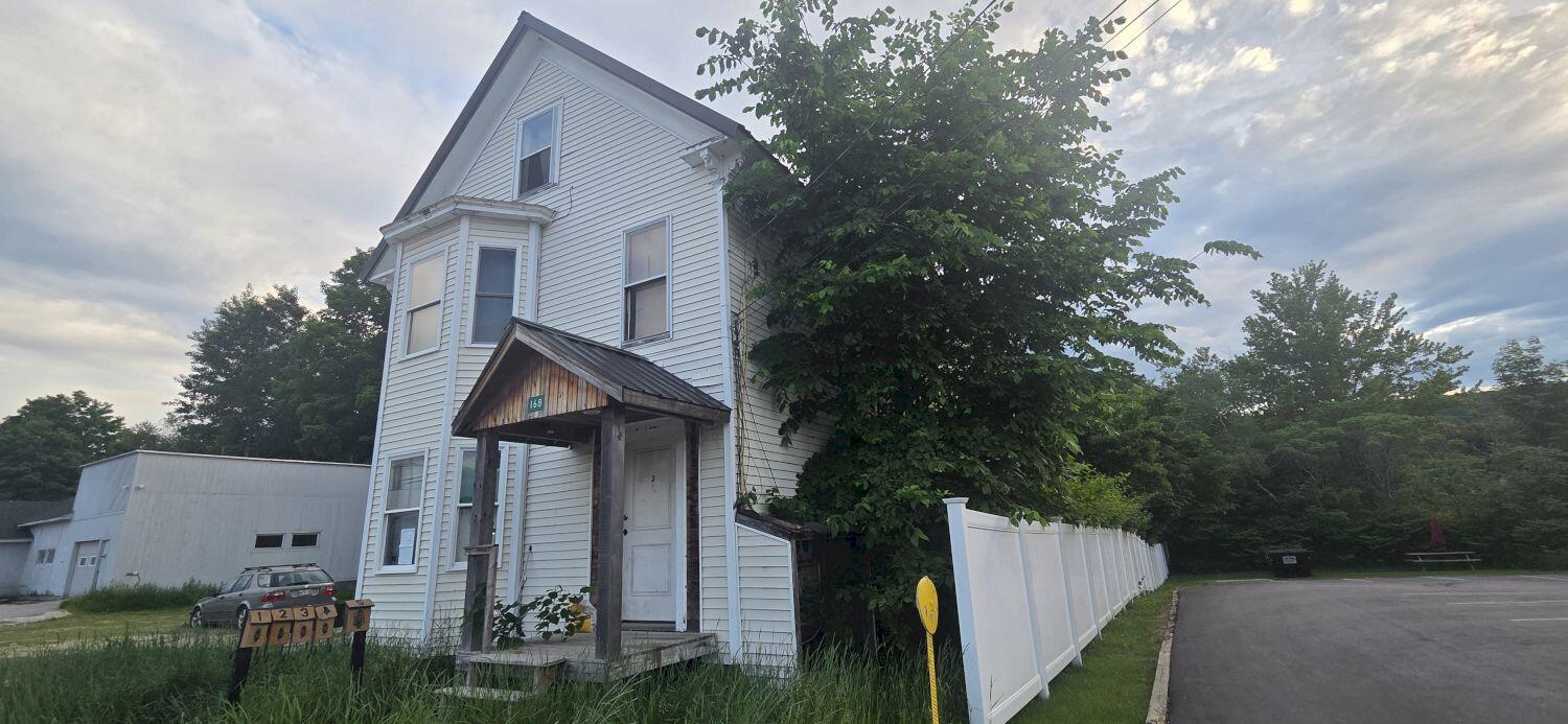 168 Main Street Norway, ME 04268 - Photo 3 of 23 15653_result