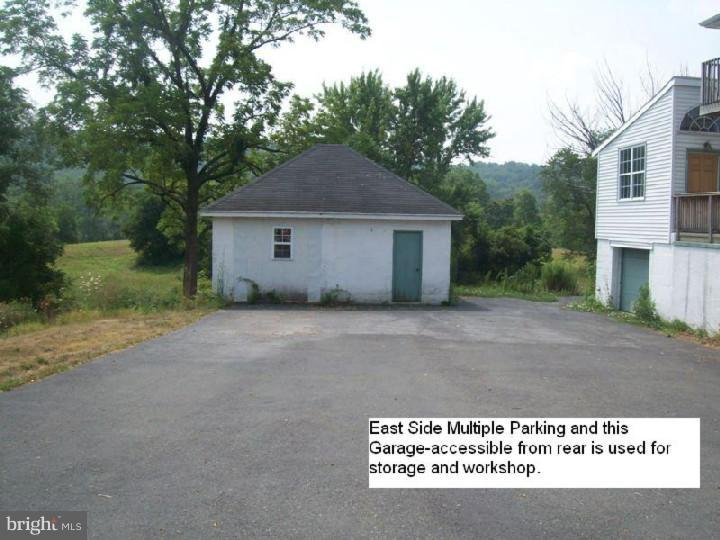 1964 Ridge Road Pottstown, PA 19465 - Photo 5 of 16 Gallery Image 5