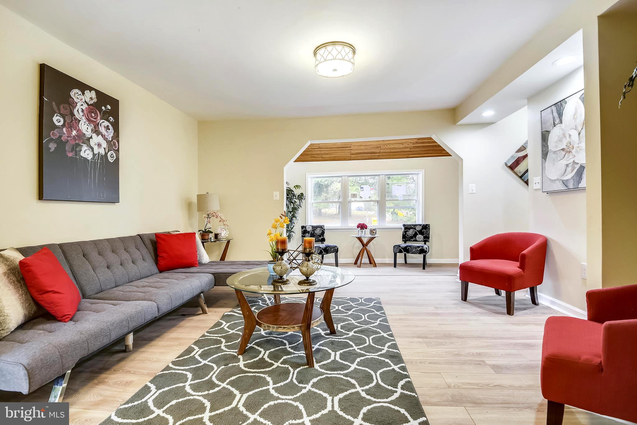 1221 Furnace Road Linthicum, MD 21090 - Photo 4 of 30 living room
