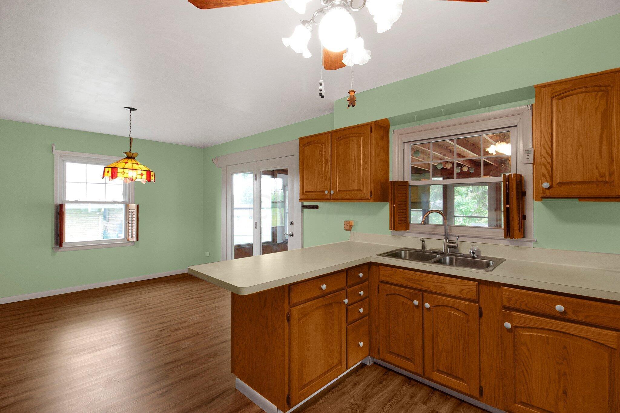 460 Clark State Road Gahanna, OH 43230 - Photo 7 of 25 Kitchen