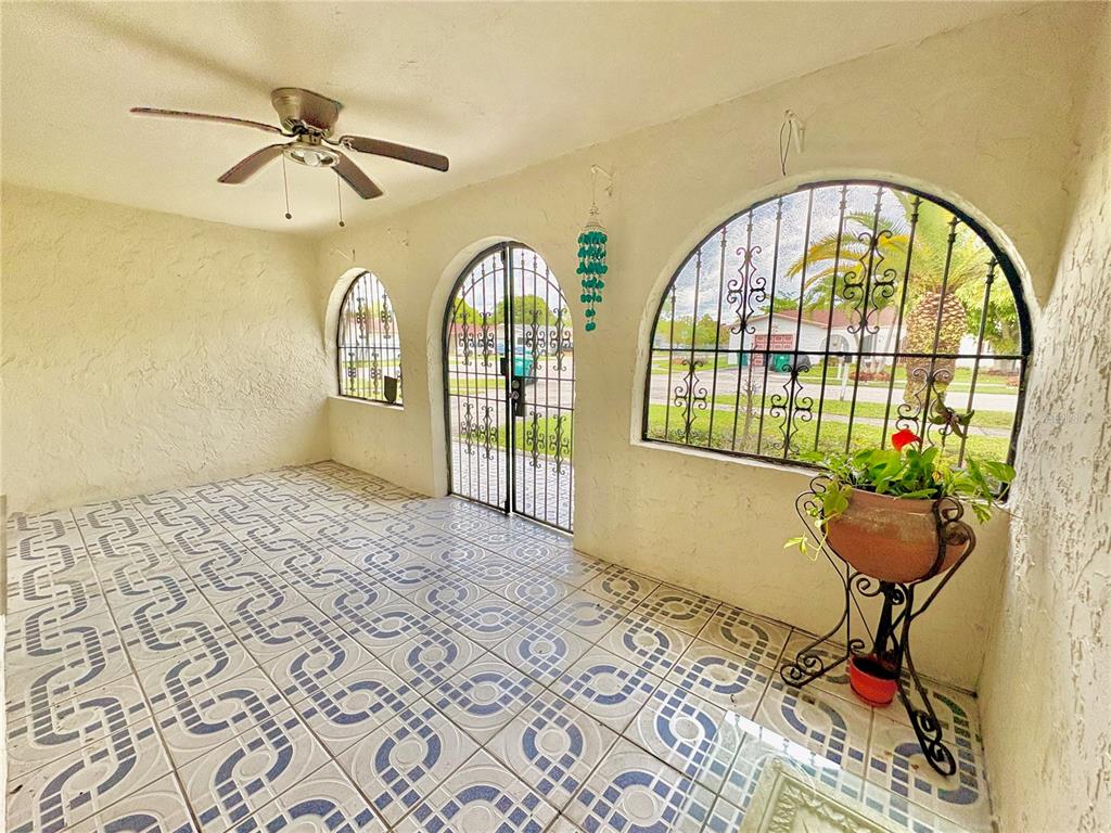 10774 Southwest 175th Terrace Miami, FL 33157 - Photo 9 of 55