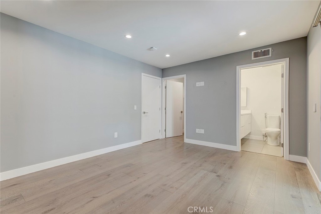 523 East Fairmount Road Burbank, CA 91501 - Photo 38 of 78