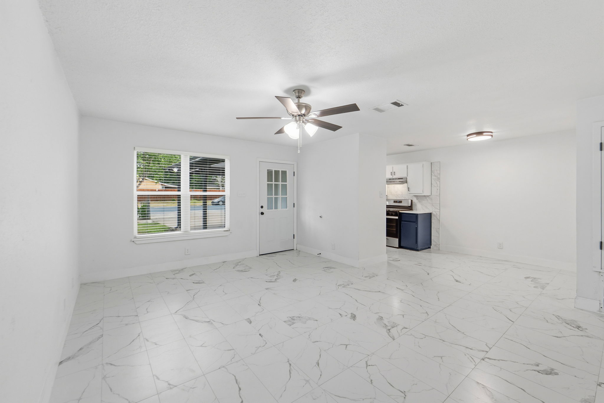 8203 Colony Loop Drive Austin, TX 78724 - Photo 22 of 38
