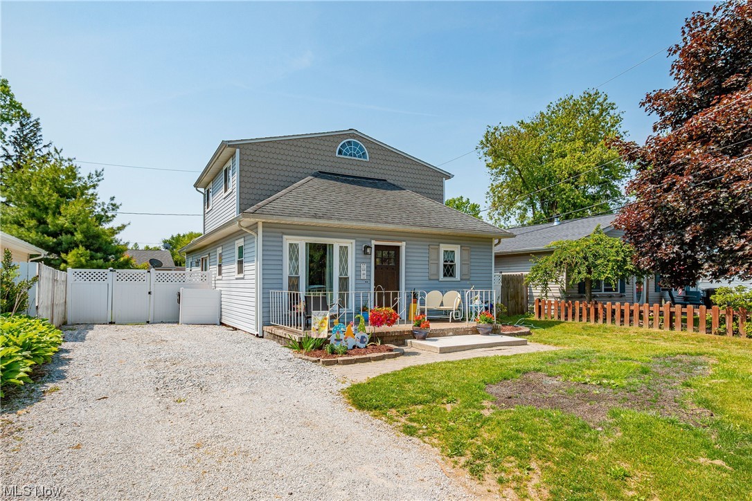 6972 Lake Road Madison, OH 44057 - Photo 3 of 31