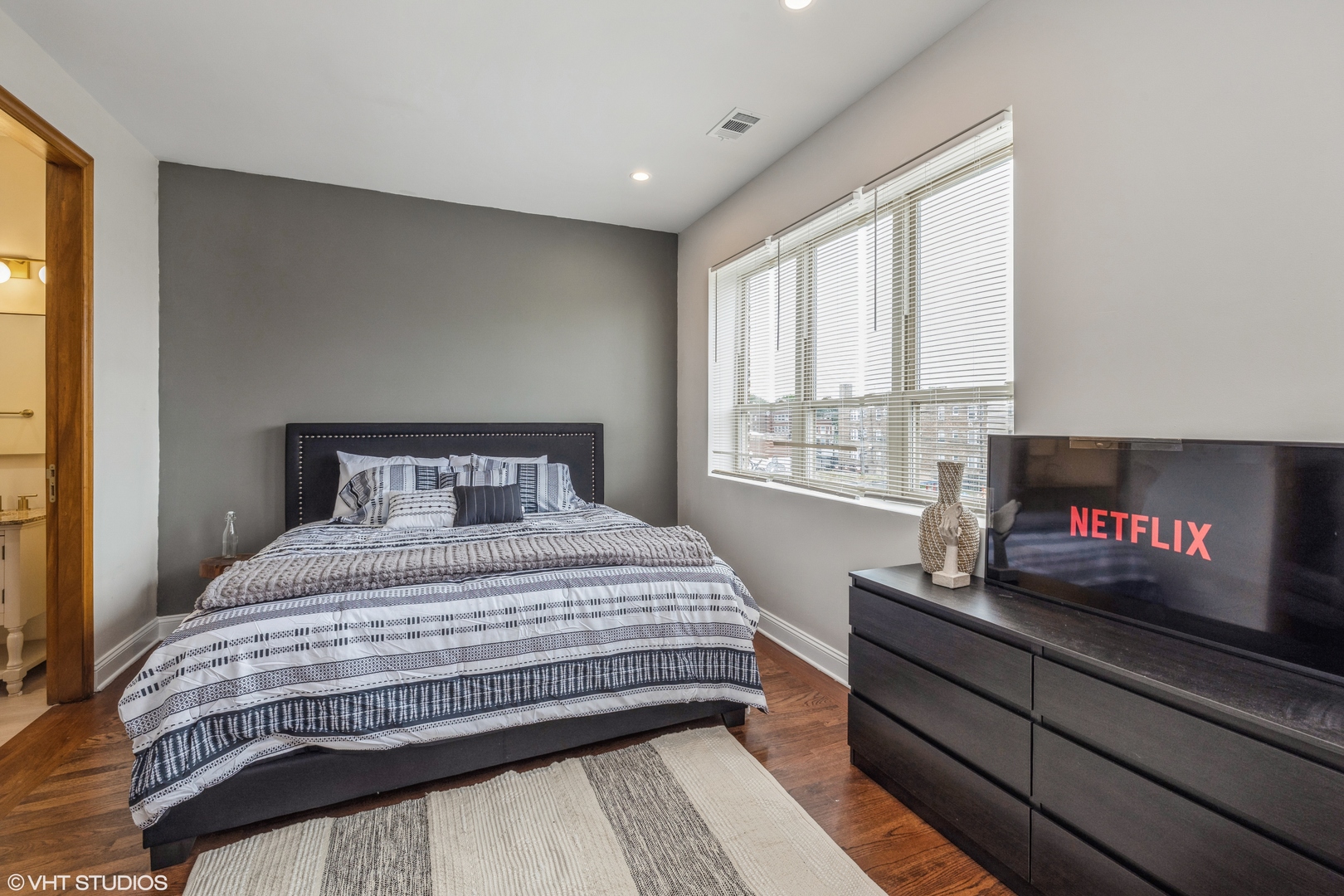 7229 South Exchange Avenue Chicago, IL 60649 - Photo 19 of 22