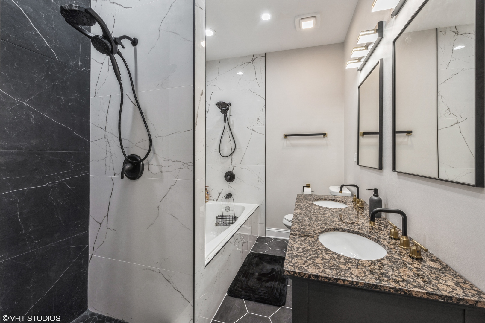 7229 South Exchange Avenue Chicago, IL 60649 - Photo 9 of 22