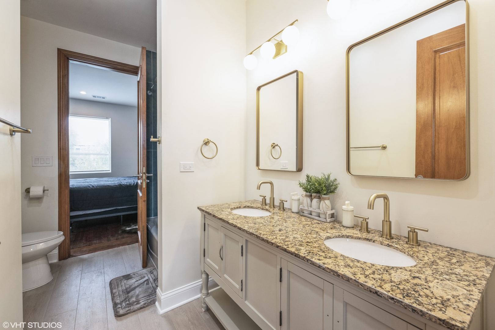 7229 South Exchange Avenue Chicago, IL 60649 - Photo 10 of 22
