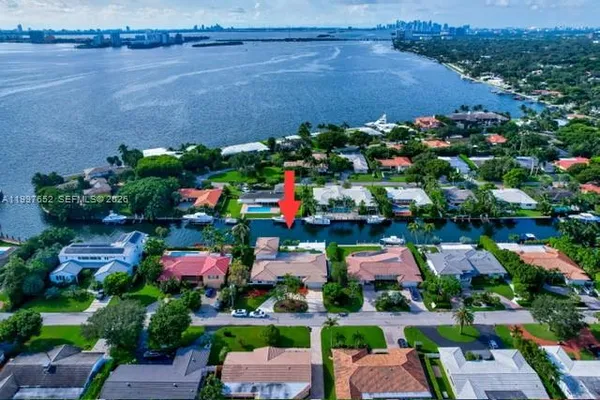 $14,900 | 1400 Northeast 103rd Street, Miami Shores, FL 33138