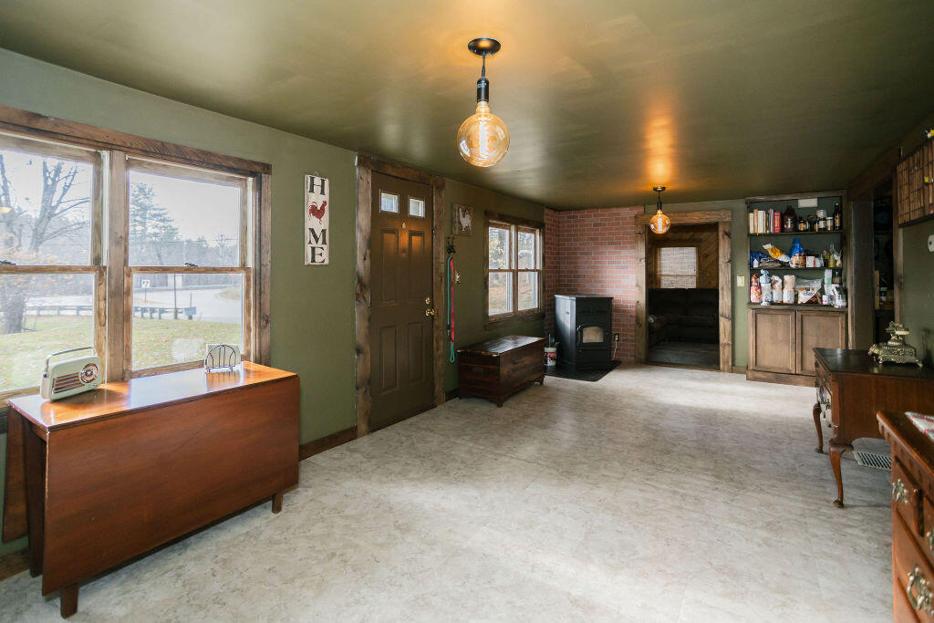 111 New Vineyard Road Farmington, ME 04938 - Photo 12 of 69 taylor-kaminsky-photo-37