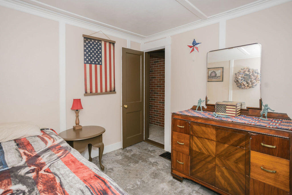 111 New Vineyard Road Farmington, ME 04938 - Photo 22 of 69 taylor-kaminsky-photo-47