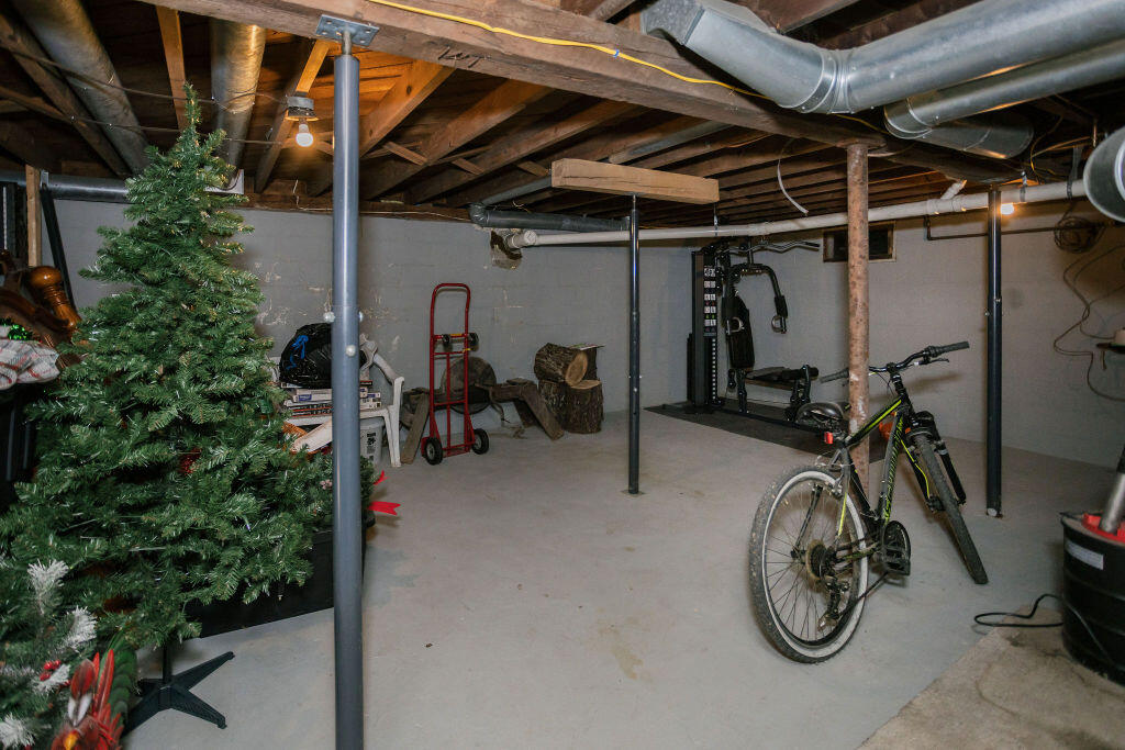 111 New Vineyard Road Farmington, ME 04938 - Photo 32 of 69 taylor-kaminsky-photo-57