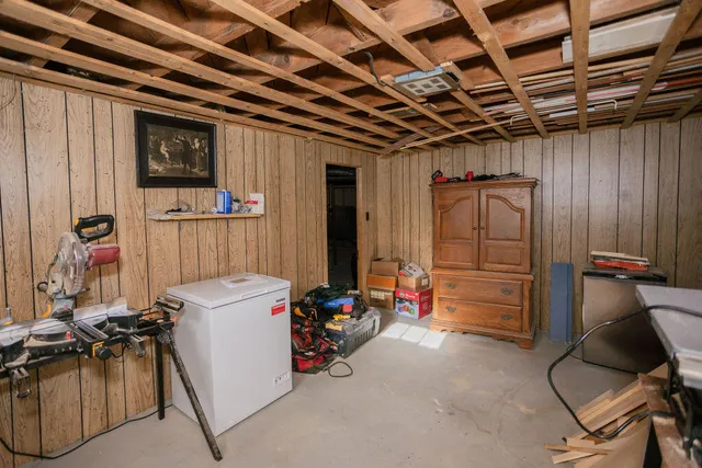 $255,000 | 111 New Vineyard Road, Farmington, ME 04938