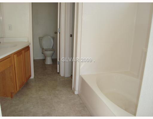 9371 Roping Cowboy Avenue Las Vegas, NV 89178 - Photo 9 of 17 Master Bath/Spa.