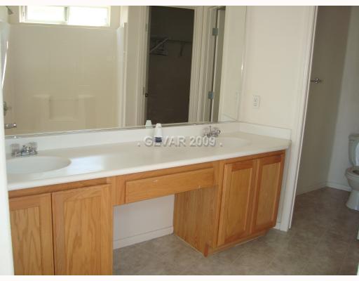 9371 Roping Cowboy Avenue Las Vegas, NV 89178 - Photo 10 of 17 Master Bath/Spa.