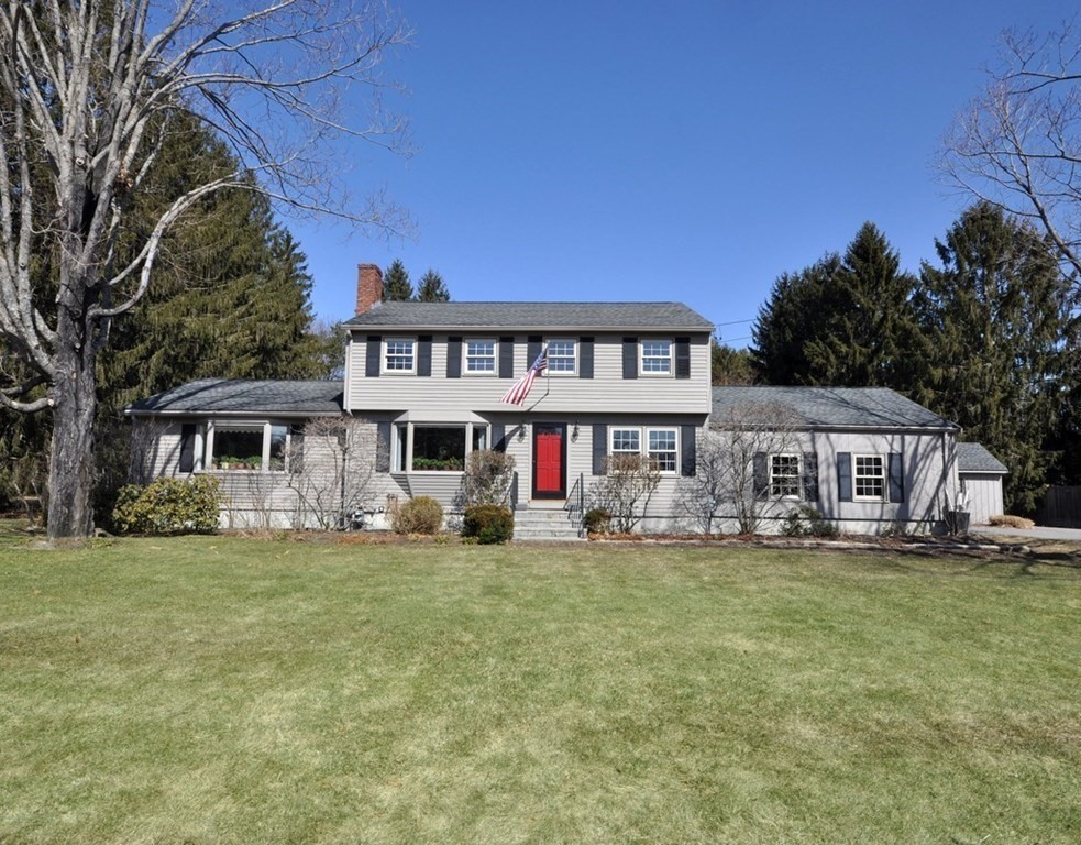 334 Powder Mill Road Concord, MA 01742 - Photo 1 of 40 Gallery Image 1