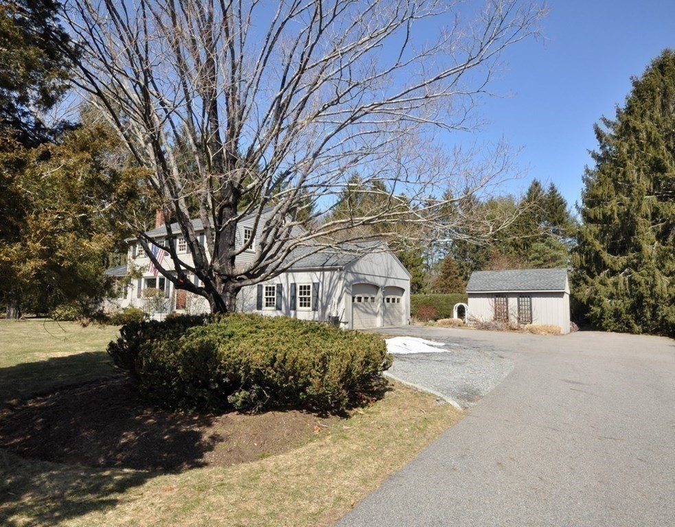 334 Powder Mill Road Concord, MA 01742 - Photo 29 of 40 Gallery Image 29