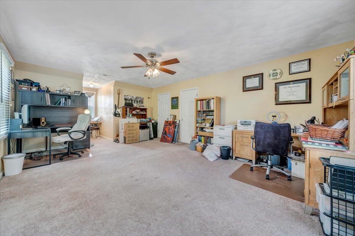 201 Jay Ridge Road Cloverdale, VA 24077 - Photo 32 of 65 32-MIB08181