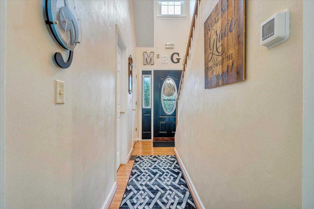201 Jay Ridge Road Cloverdale, VA 24077 - Photo 4 of 65 04-MIB08088