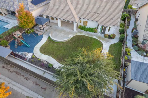 $850,000 | 2115 Sophia Lane, Kingsburg, CA 93631