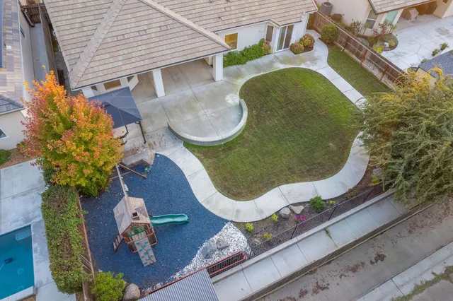 $899,000 | 2115 Sophia Lane, Kingsburg, CA 93631