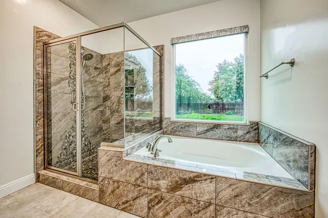 $899,000 | 2115 Sophia Lane, Kingsburg, CA 93631