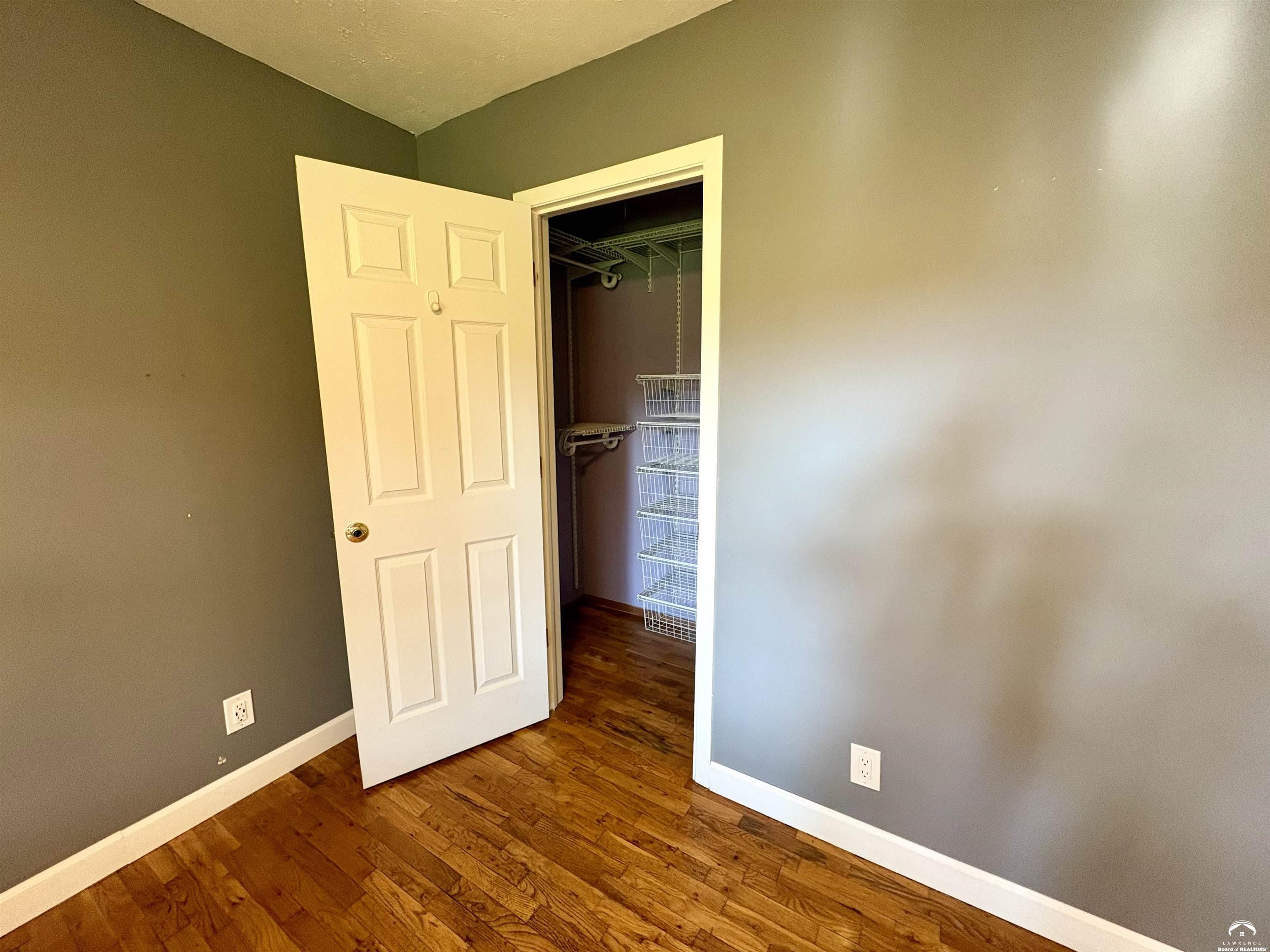 507 Arizona Street Lawrence, KS 66049 - Photo 23 of 49
