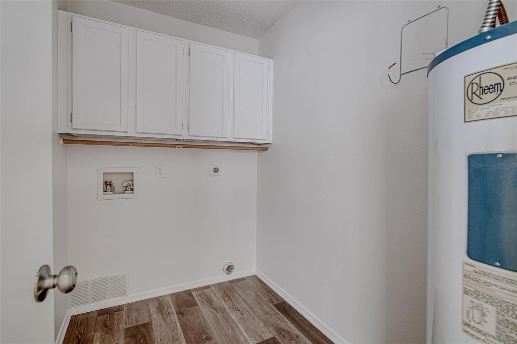 1312 Ridge Run Street, Unit A Cleburne, TX 76033 - Photo 15 of 16 a view of bathroom