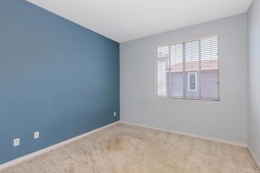 250 Pacific View Lane Encinitas, CA 92024 - Photo 29 of 40 an empty room with a window