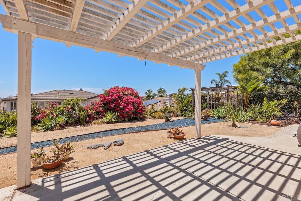 250 Pacific View Lane Encinitas, CA 92024 - Photo 33 of 40 a view of a bench in front of a building