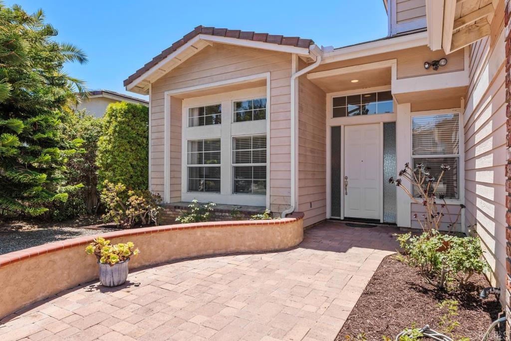 250 Pacific View Lane Encinitas, CA 92024 - Photo 4 of 40 a view of a house with a outdoor space