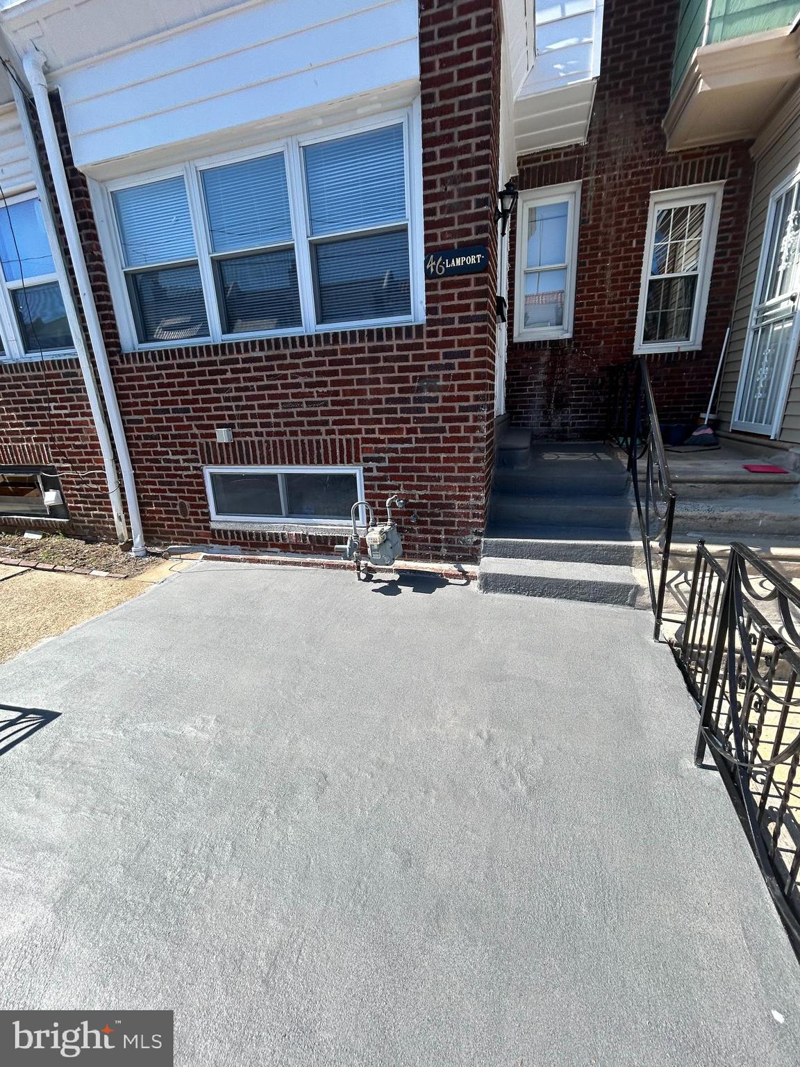 46 Lamport Road Upper Darby, PA 19082 - Photo 3 of 33