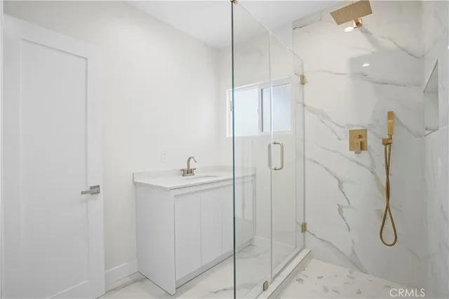 $1,549,000 | 1230 Spazier Avenue, Glendale, CA 91201