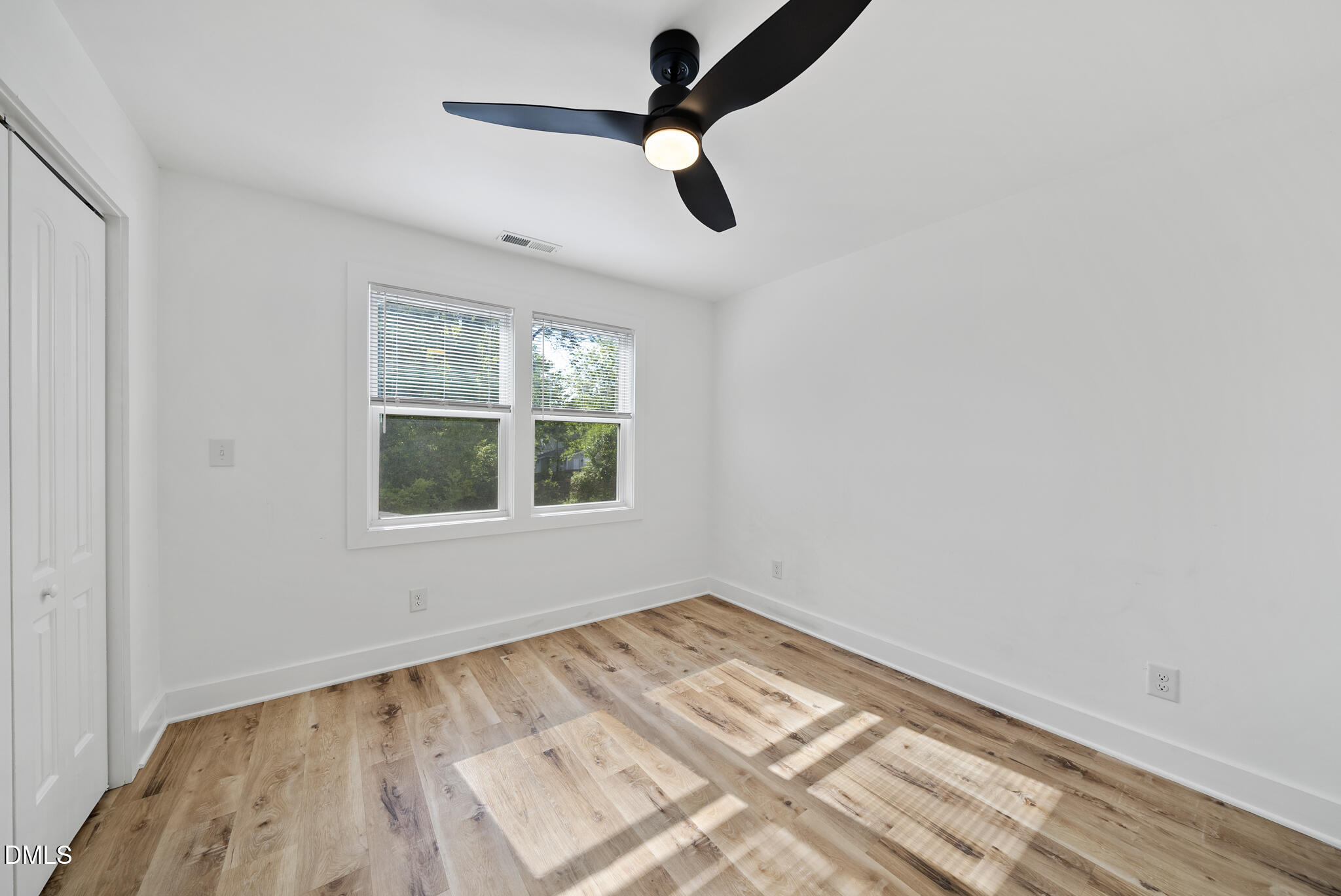 808 Vardaman Street Raleigh, NC 27610 - Photo 11 of 21 DSC08170
