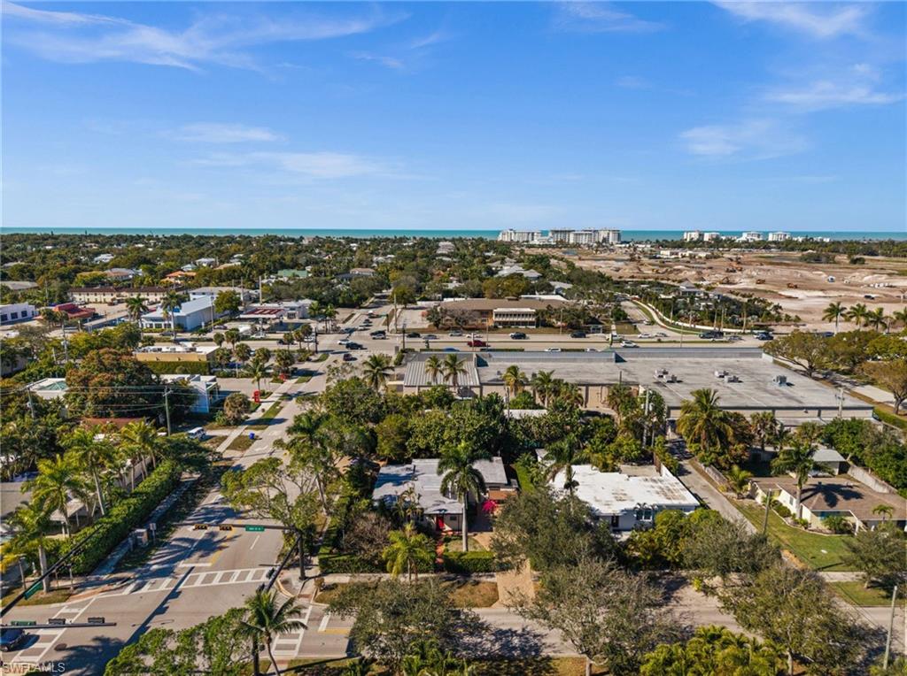 715 10th Street North Naples, FL 34102 - Photo 33 of 36 an aerial view of multiple house