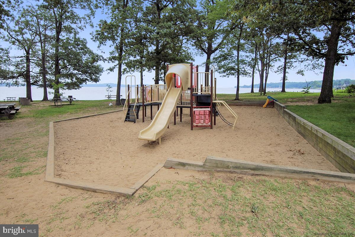 648 Shore Acres Road Arnold, MD 21012 - Photo 51 of 60 Community Park Right on the Magothy River