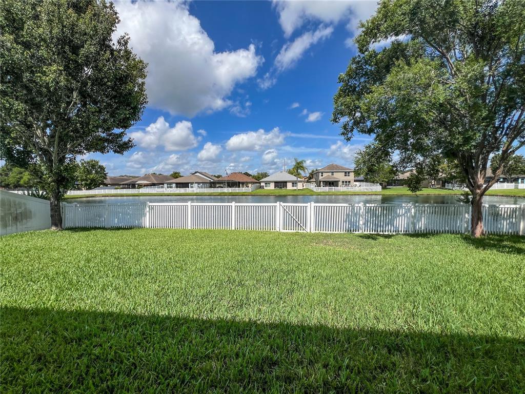 6906 Boulder Run Loop Wesley Chapel, FL 33545 - Photo 35 of 53