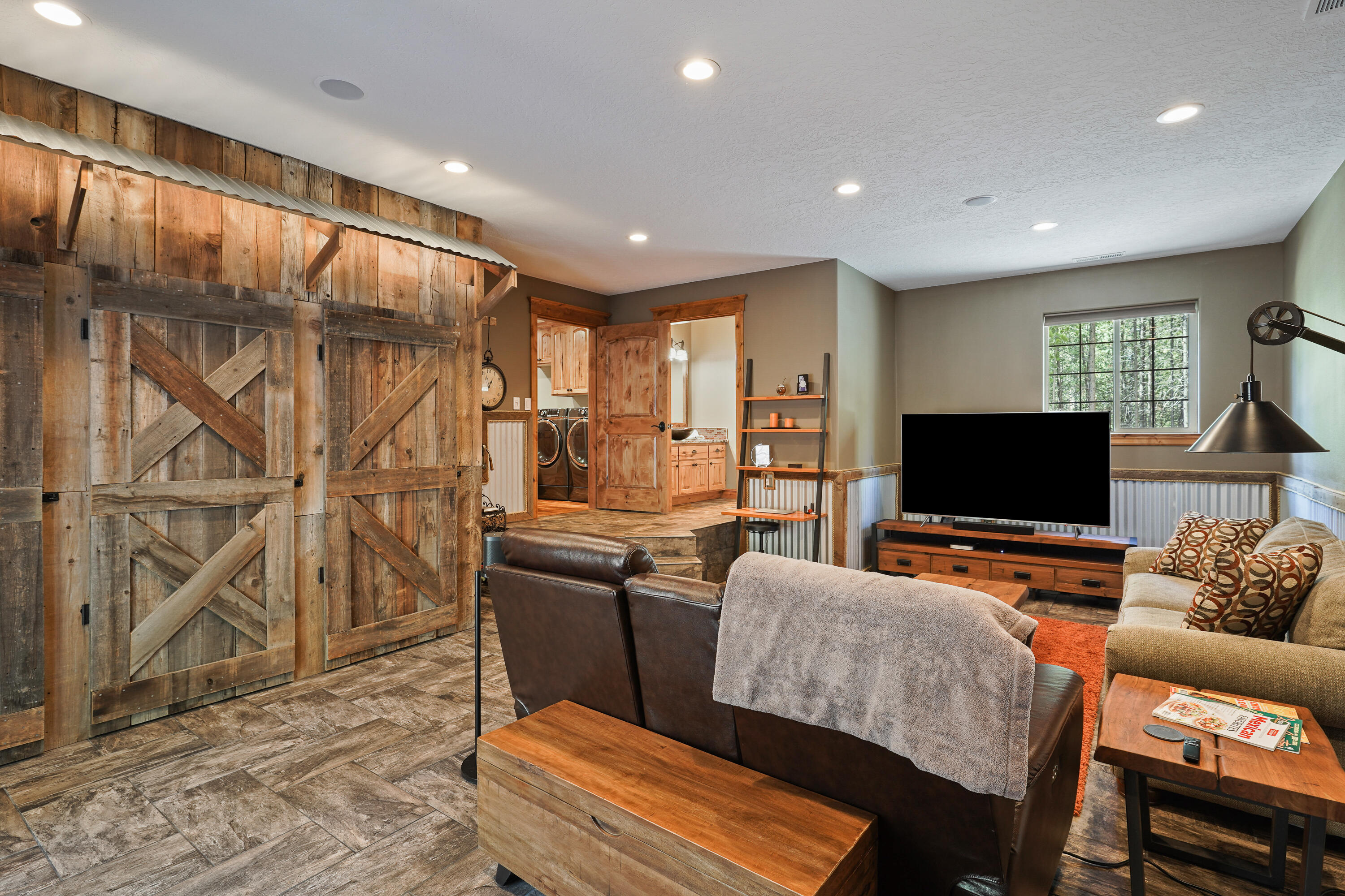 55420 Huntington Road Bend, OR 97707 - Photo 19 of 52 DSC00566
