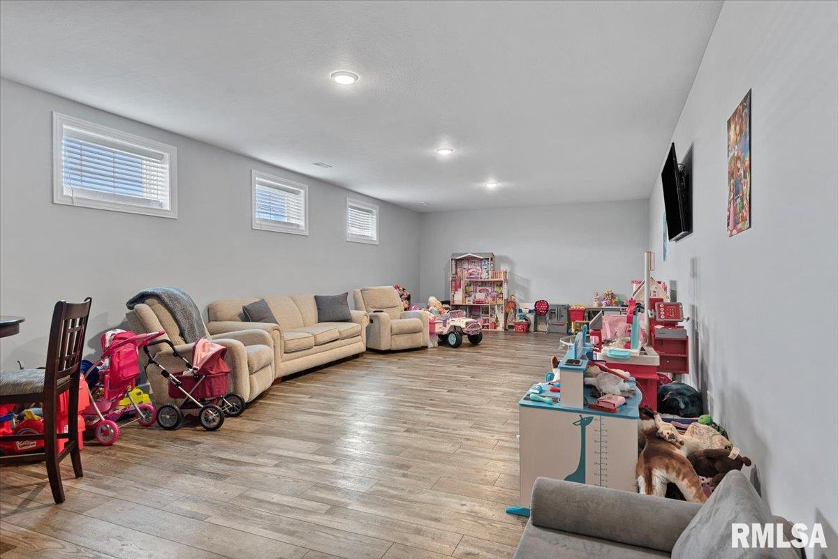 1109 Lightstone Court Sherman, IL 62684 - Photo 32 of 46