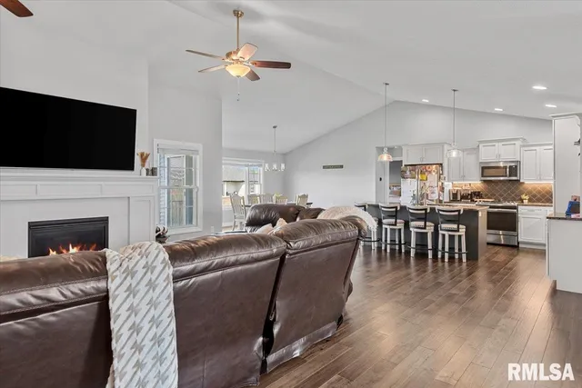 $599,000 | 1109 Lightstone Court, Sherman, IL 62684