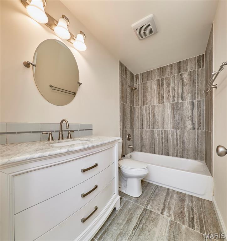 70 Round Table Court Winfield, MO 63389 - Photo 37 of 56