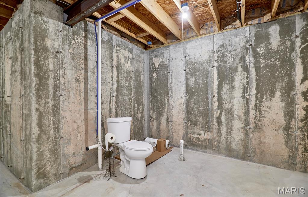 70 Round Table Court Winfield, MO 63389 - Photo 47 of 56