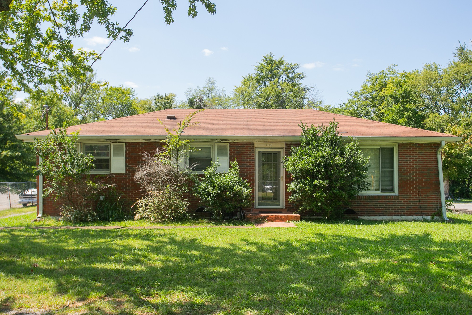 1236 Briarville Road Madison, TN 37115 - Photo 1 of 18 Gallery Image 1